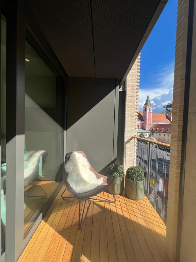 Castle View Luxury Suite Ljubljana Bagian luar foto